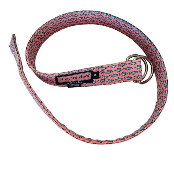 Vineyard Vines Pink Blue Shark Print Cotton Belt Size Medium Silver Buckle - Picture 2 of 7